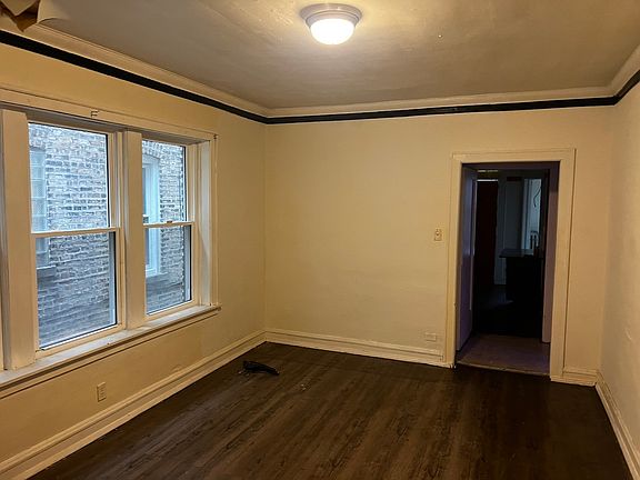 3rd image of 8226 S Paulina St