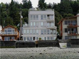 4115 Beach Dr SW APT A, Seattle, WA 98116