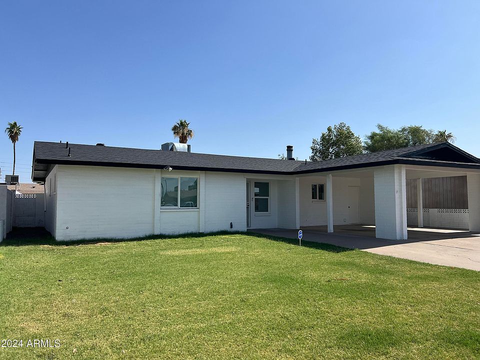 1st image of 1018 W MURIEL Drive
