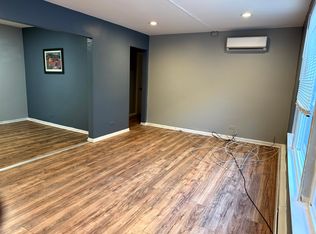 1727 W North Shore Ave APT 2F, Chicago, IL 60626