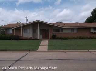 2901 N Viewpoint Dr, Midwest City, OK 73110