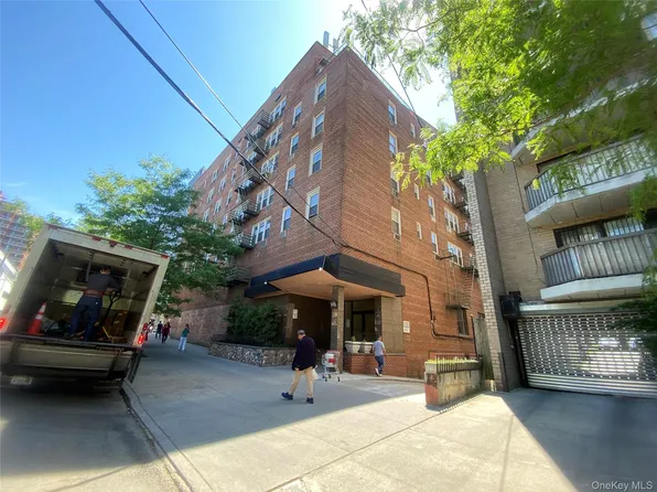 134-54 Maple Avenue #5K, Flushing, NY 11355