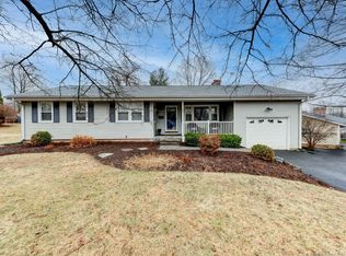 155 Crestridge Dr, Vernon, CT 06066