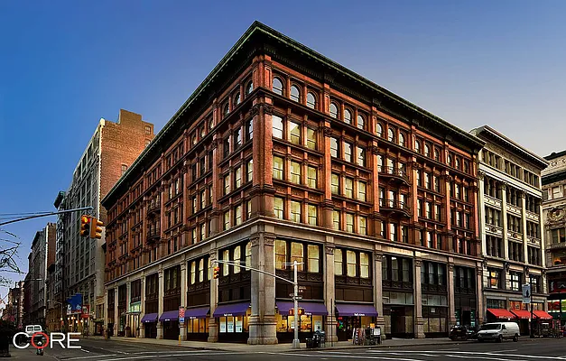 Rented by CORE | media 30