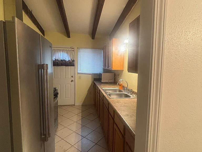 3624 Havana St — Photo 9
