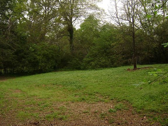 fully fenced back yard