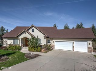 17295 W Woodlake Dr, Hauser, ID 83854