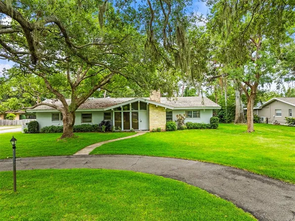 1675 Robin Hood Ln, Clearwater, FL 33764