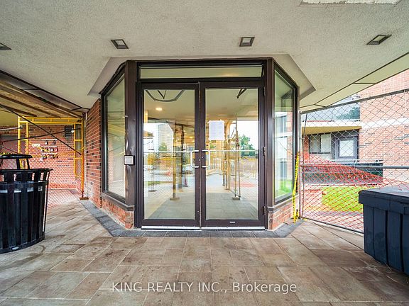 4th image of 234 Albion Rd #309