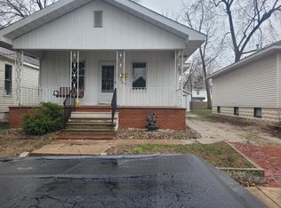 138 E Penning Ave, Wood River, IL