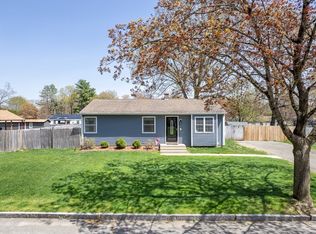 15 Berard Cir, Springfield, MA 01128