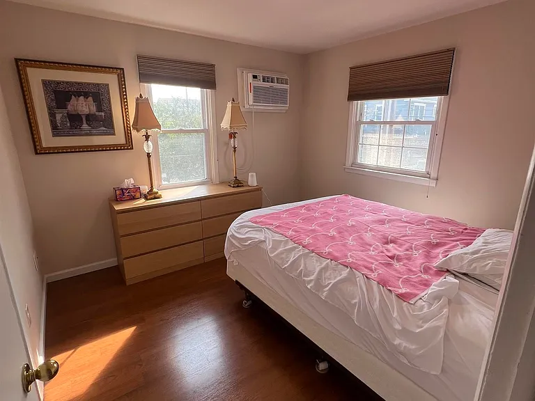 9709 Monmouth Ave #C2 — Photo 14