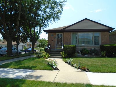 7435 W Howard St, Chicago, IL, 60631