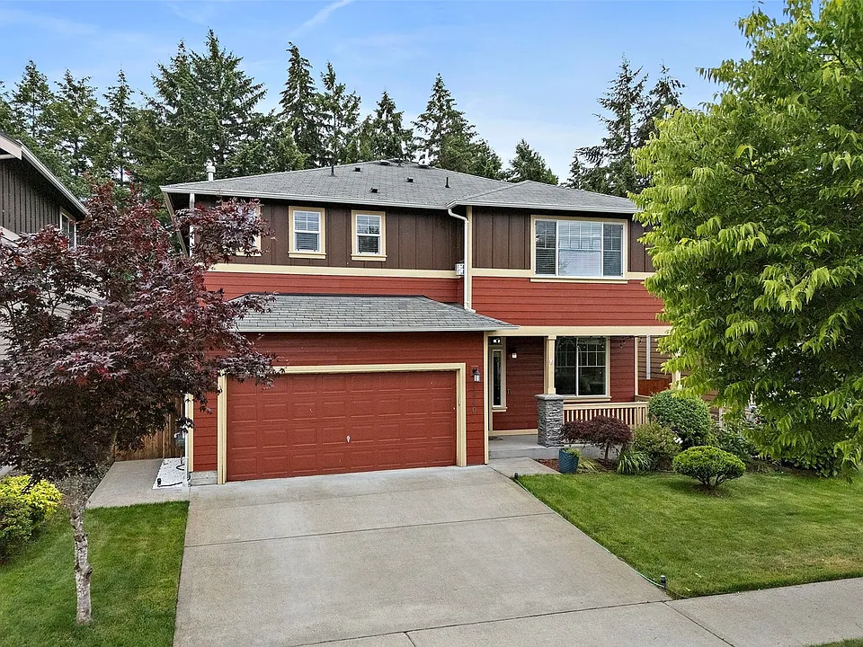 1440 Farina Loop SE