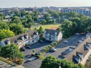 303 N Ross St APT 215, Auburn, AL 36830