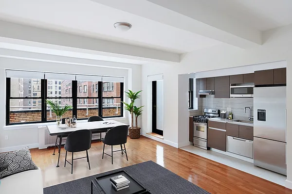 Rented by Stonehenge NYC LLC | media 7