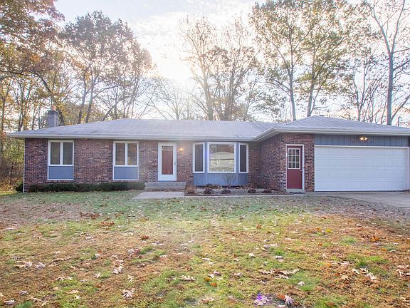 2nd image of 5256 Oakdale Dr