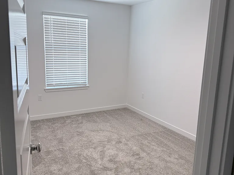 12628 Hereford Ave — Photo 18