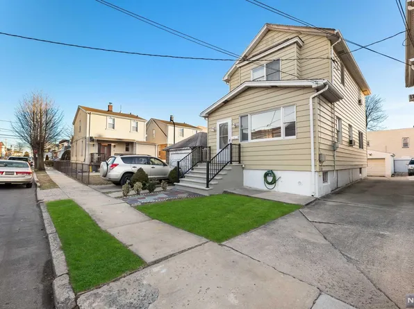 292 Wilson Ave, Fairview, NJ 07022