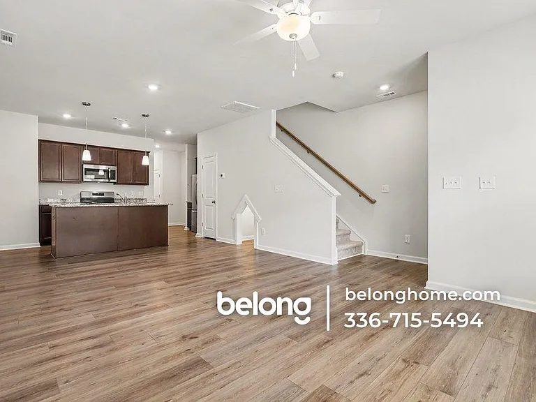 240 Chesapeake Commons St — Photo 15