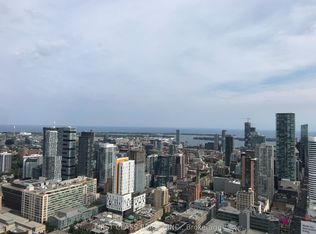 386 Yonge St #5102, Toronto, ON M5B 0A5