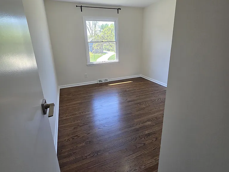 298 E North St #298 — Photo 12