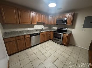 101 Babcock St #2, Brookline, MA 02446