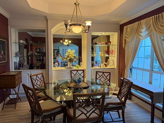 5th image of 248 Baywinds Dr