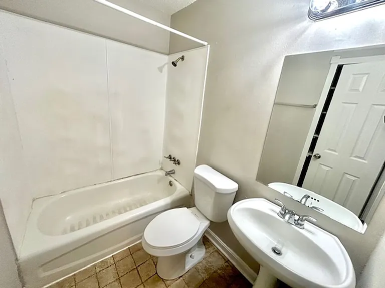 2253 Flippin Cir NW — Photo 14
