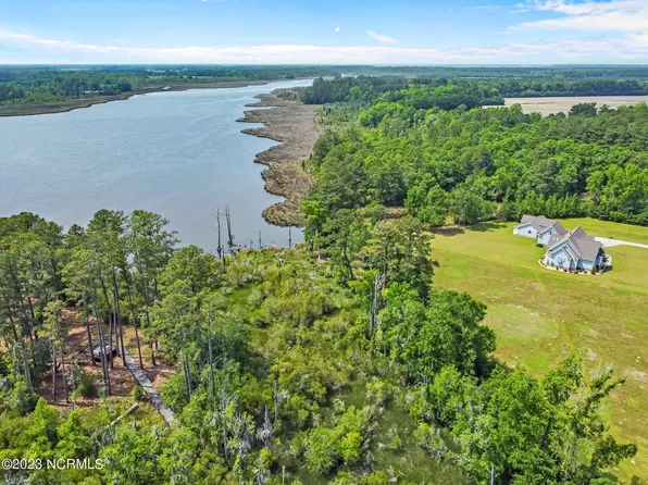 44 Winfield Lane, Pinetown, NC 27865