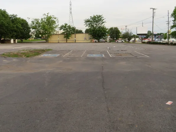 708 Rivergate Pkwy, Goodlettsville, TN 37072