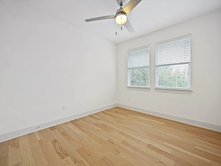 7203 Bertram Ct — Photo 20
