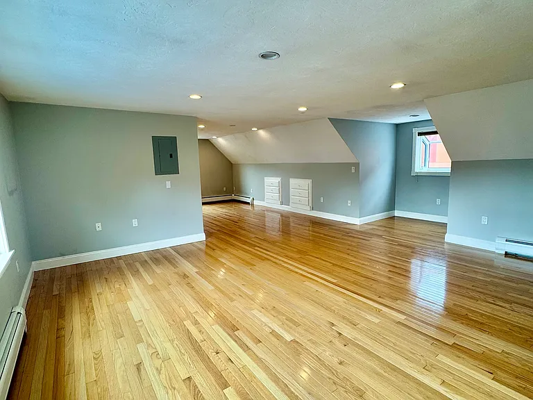 377 Shrewsbury St #2 — Photo 2
