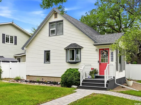 2802 MONTAGUE STREET, Regina, SK S4S 1Z2