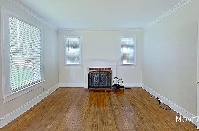 3819 Plainview Rd — Photo 33