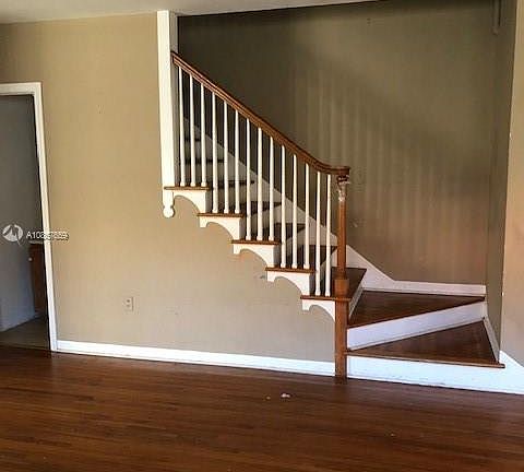 3rd image of 711 Valencia Ave #2
