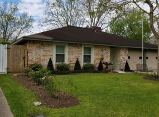 16730 David Glen Dr, Friendswood, TX 77546