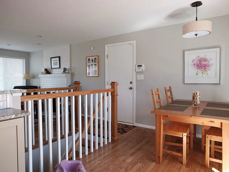 1374 S Niagara St — Photo 11
