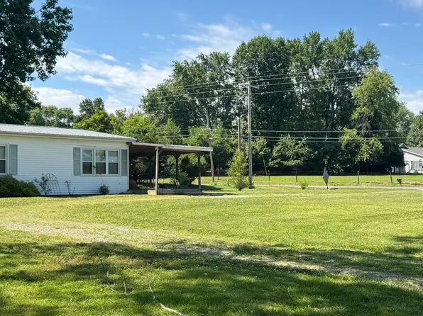 14544 N Old Centralia Ln, Mount Vernon, IL 62864