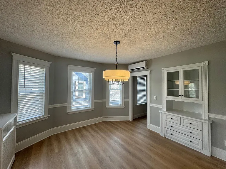 78 Morrison Ave — Photo 6