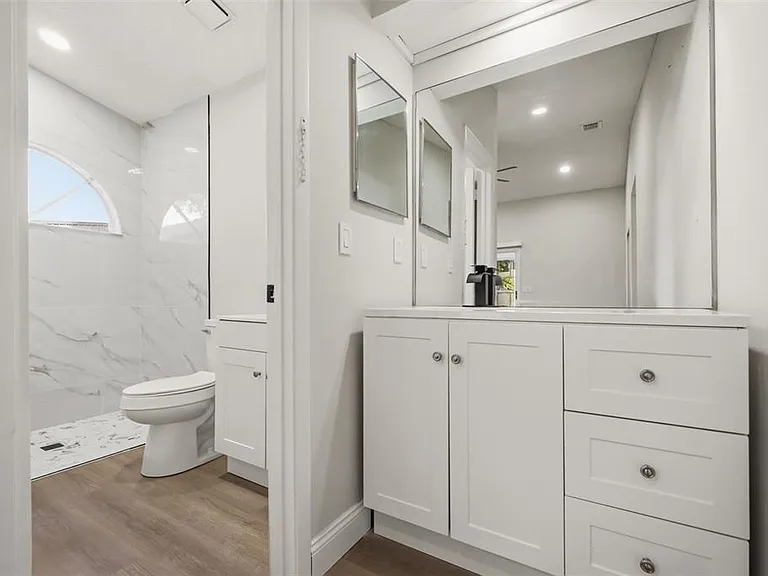 106 Lamplighter Dr — Photo 16