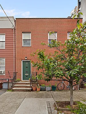Sold by Compass | media 1