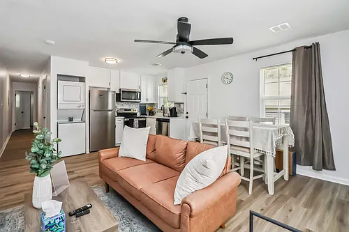 Floor plan 1300 SOUTH ST A