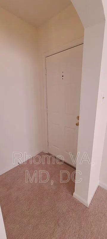 1 bed, 1.0 bath, 550 sqft, $1,900 — Photo 2