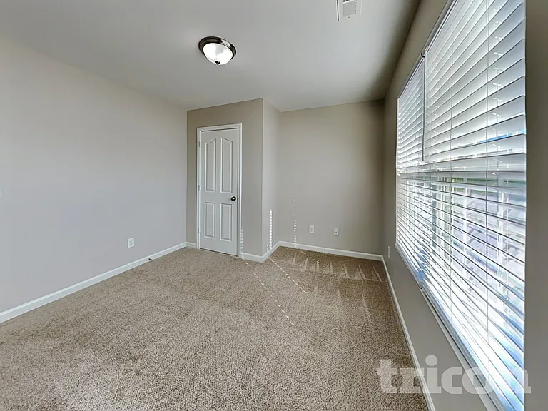 4748 Brewer Dr — Photo 12