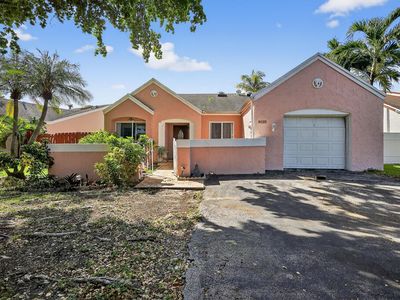 8132 NW 191st Street, Hialeah, FL, 33015