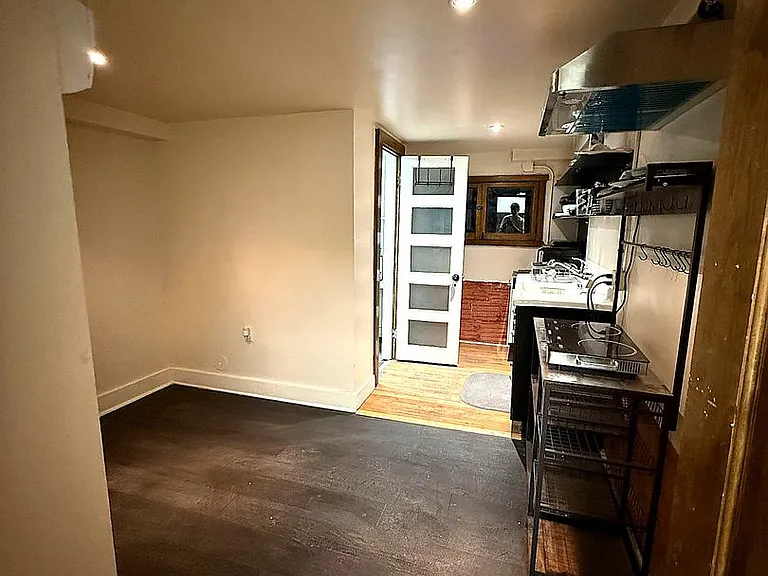 1715 & 1717 N Stanton St — Photo 7