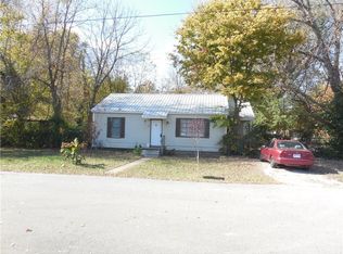 71 S Church St, Farmington, AR 72730