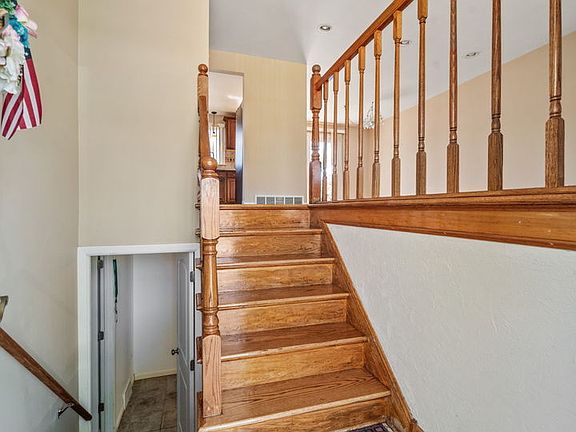 5th image of 1329 Buffalo Ave