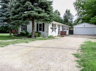 N1224 Spruce Rd, Genoa City, WI 53128